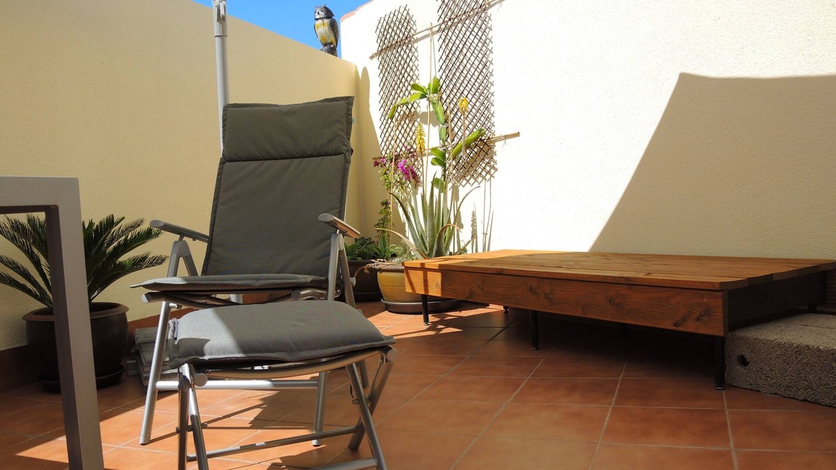 Capuchinos Apartment | Apartment with private roof terrace near the old town