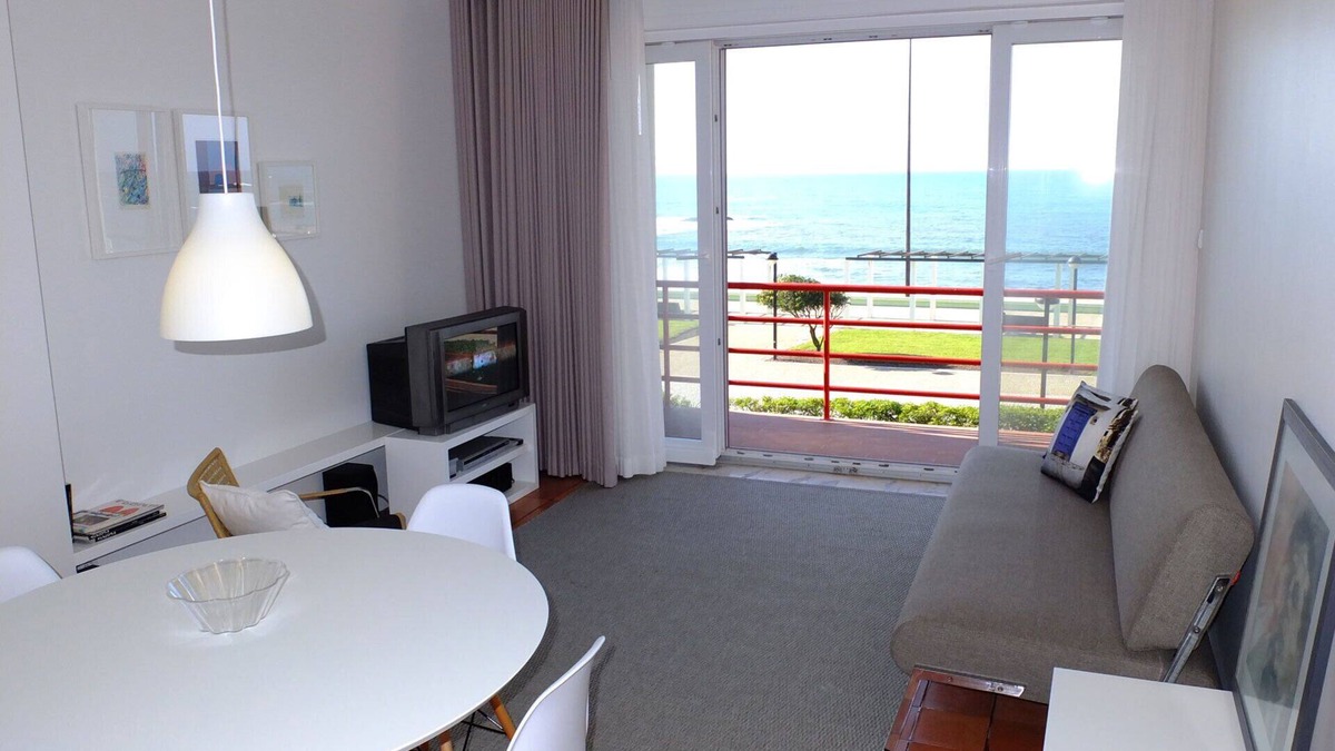 Povoa De Varzim Apartment | Apartment with 1 bedroom only 50 meters from the beach