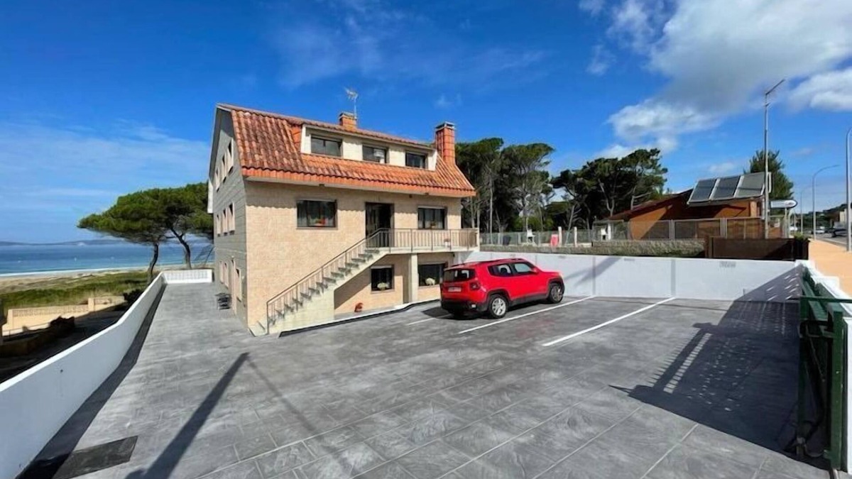 Portonovo Apartment | Apartment with Sea Views