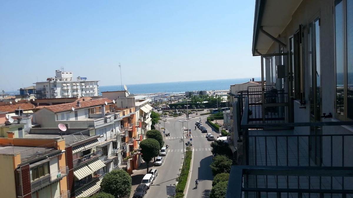 Sottomarina Apartment | Apartment with sea view