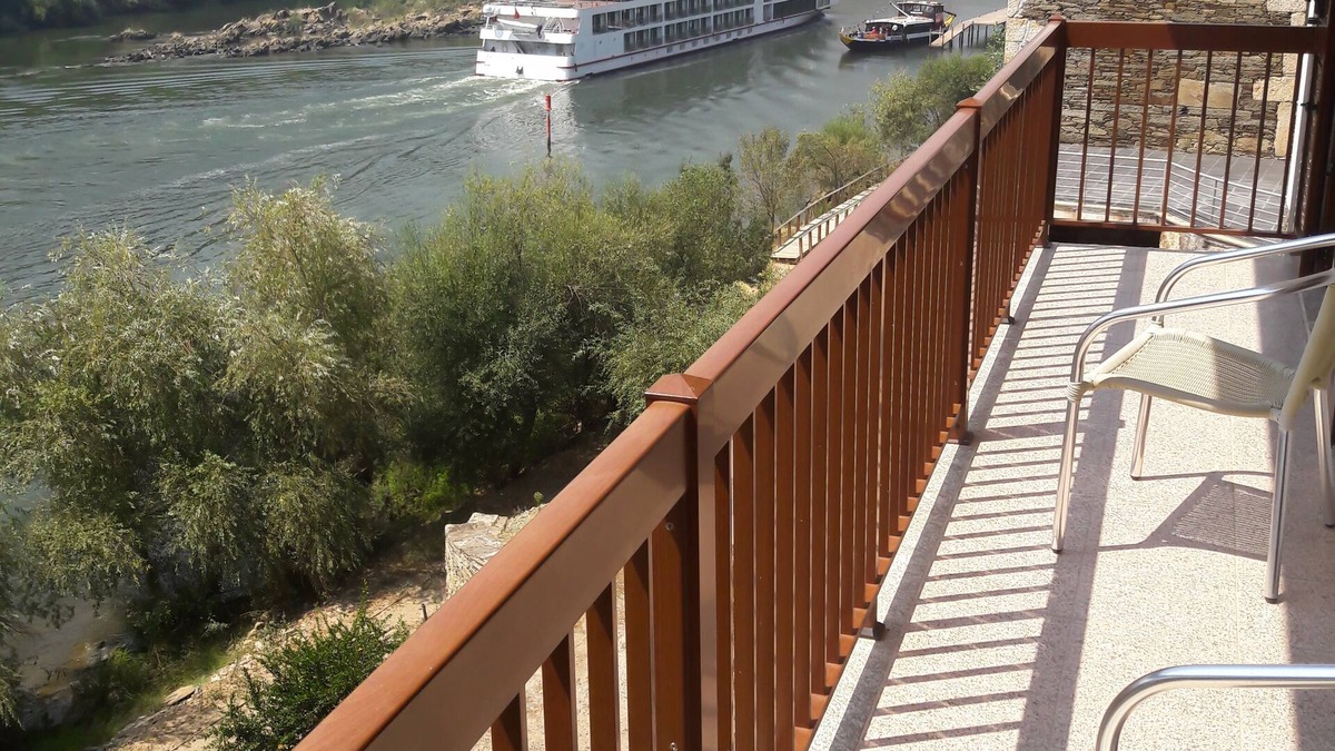 Cotas Apartment | Apartment with shared pool and fantastic panoramic view of the douro river