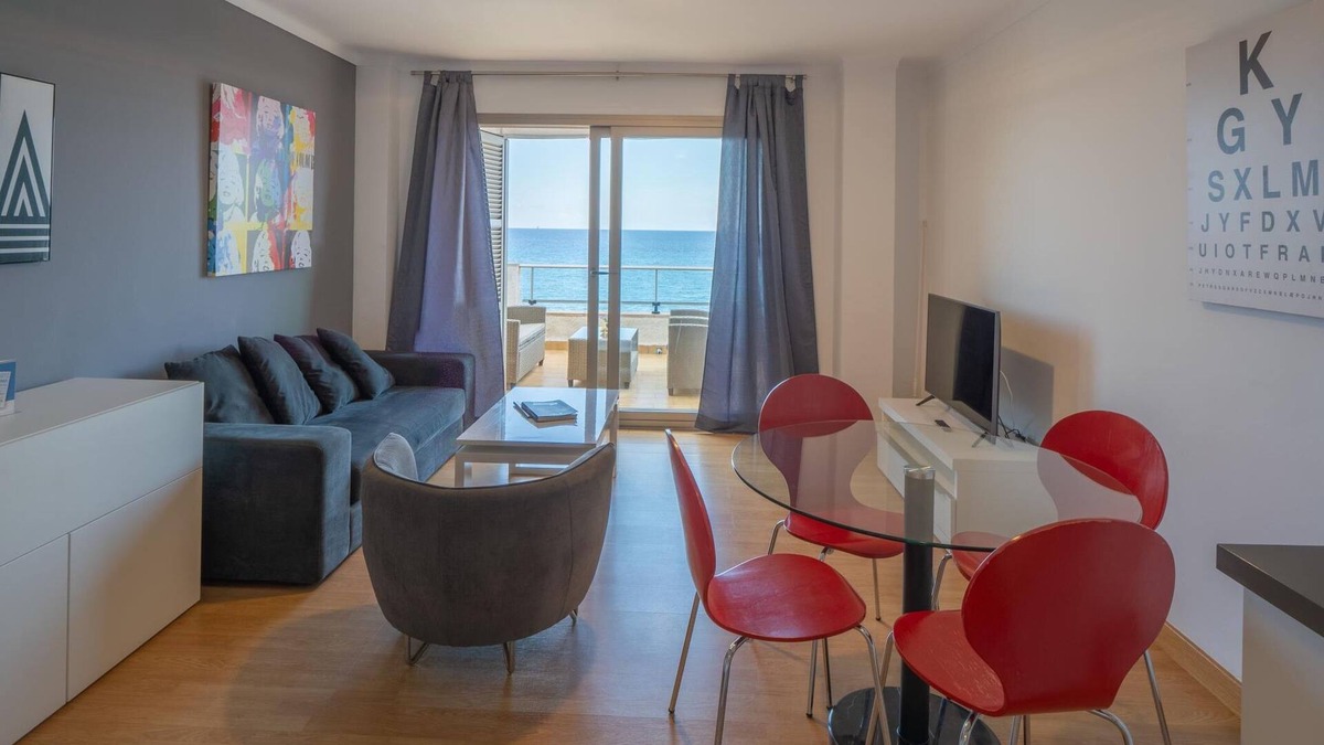 S'illot Apartment | Apartment with terrace by the beach with sea view - Antic 202