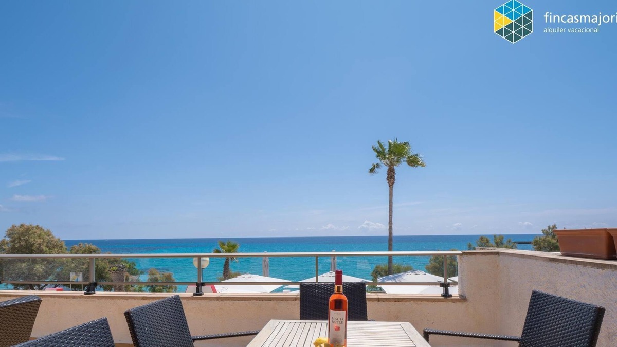 S'illot Apartment | APARTMENT WITH TERRACE BY THE BEACH WITH SEA VIEW - ANTIC 101