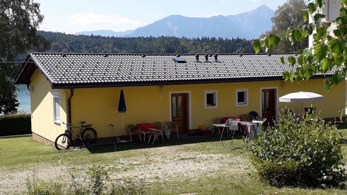 Klopein Apartment | Apartment yellow "Schau zum See" No. 6 - Ferienwohnungen Lipnik