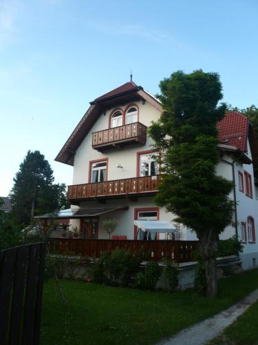 Garmisch-Partenkirchen Apartment | Apartments Alte Villa