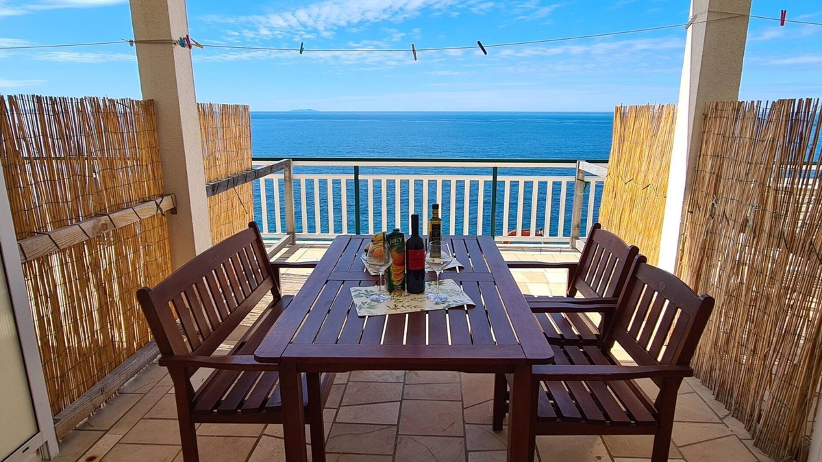 Milna Apartment | Apartments Ana i Ante Punta (95061-A5) - Milna - island Hvar
