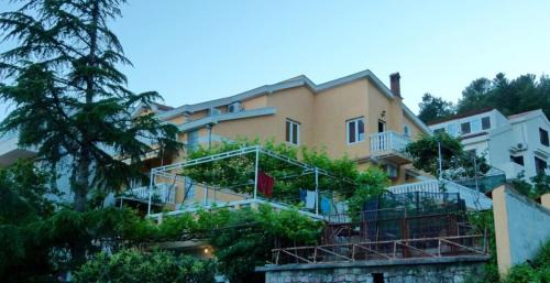 Dubovica Apartment | Apartments Antic