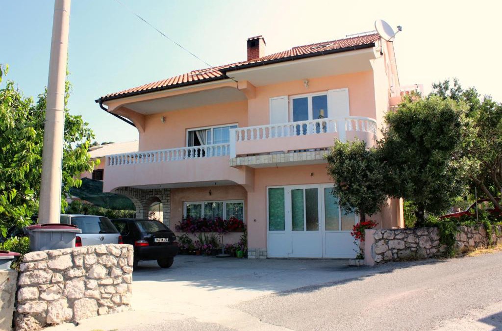 Barbat na Rabu Apartment | Apartments by the sea Barbat, Rab - 5005