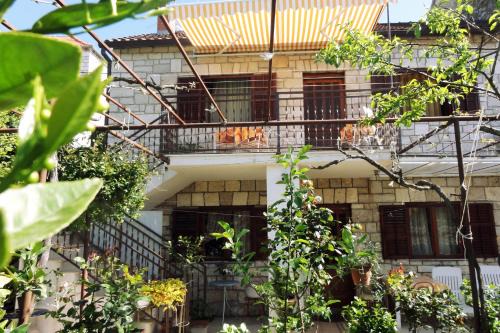 Milna (Brac) Apartment | Apartments by the sea Milna, Brac - 5242