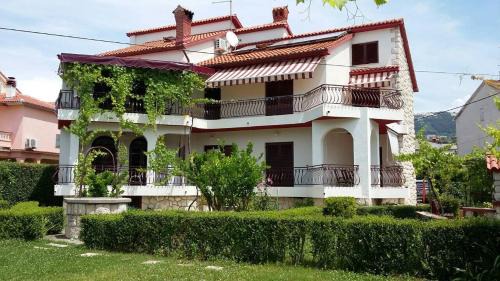 Palit Apartment | Apartments by the sea Palit, Rab - 15794