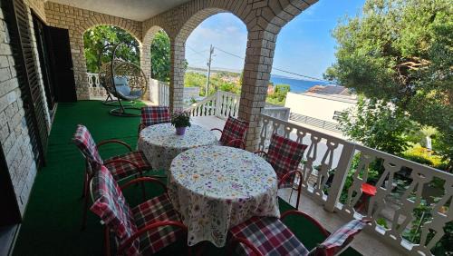 Banjol Apartment | Apartments Cavar