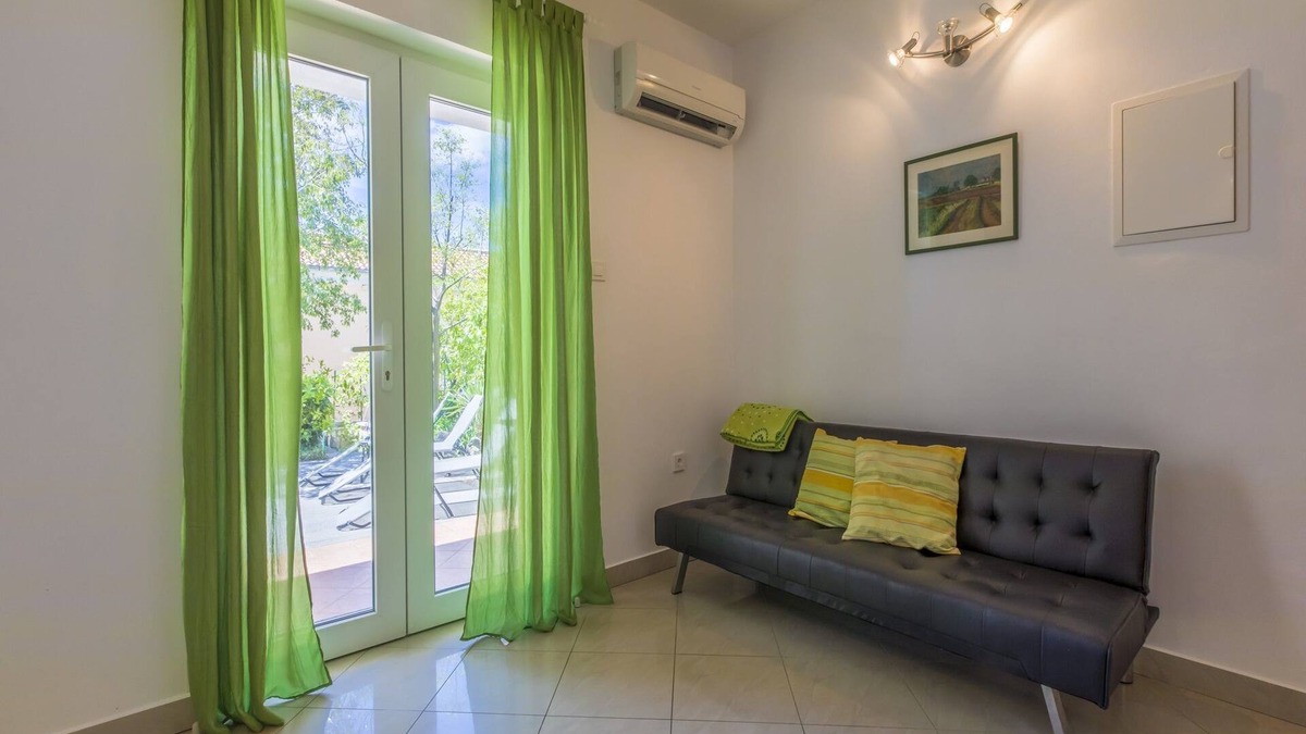 Jadranovo Apartment | Apartments BARBARA 3 (74752-A1) - Jadranovo (Crikvenica)