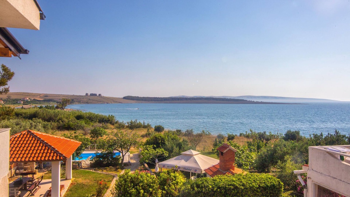 Povljana Apartment | Apartments Crljenko (25301-A2) - Povljana - island Pag