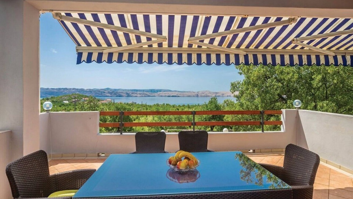 Cesarica Apartment | Apartments Ivni (110861-A1) - Karlobag