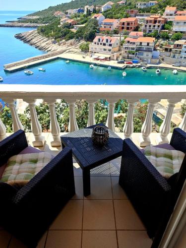 Zavalatica Apartment | Apartments Laus