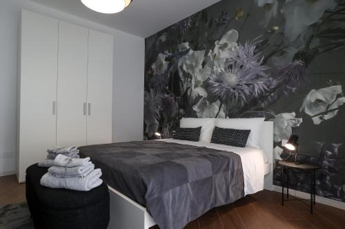 Cardano al Campo House | Apartments Le Rondini 1