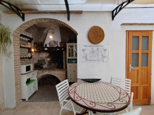 Komiza Apartment | Apartments Lena