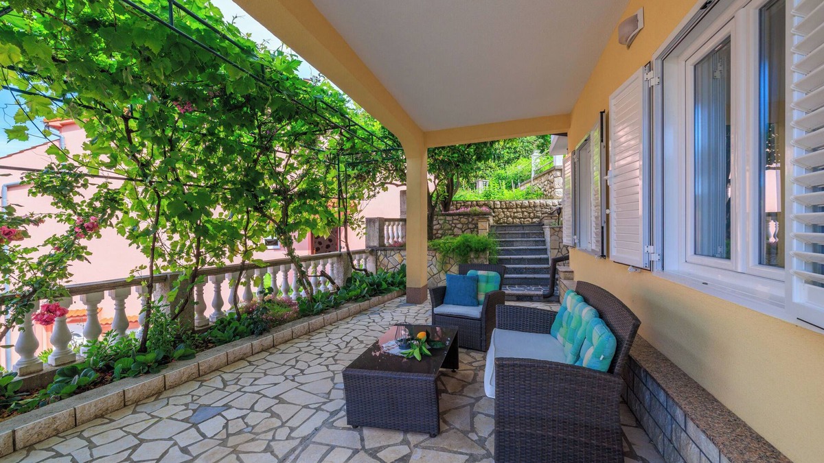 Kampor Apartment | Apartments Ljubica (68671-A1) - Kampor - island Rab