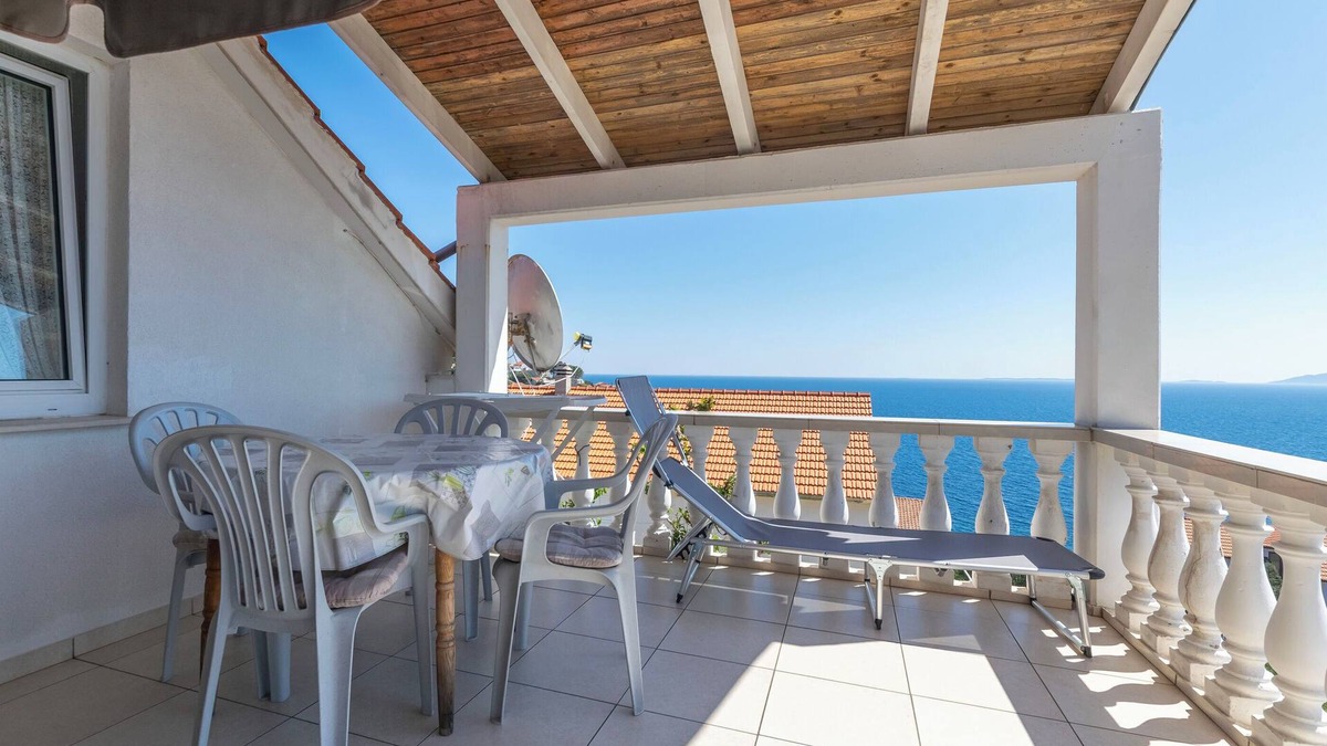 Zavalatica Apartment | Apartments Malo Misto (97731-A1) - Zavalatica