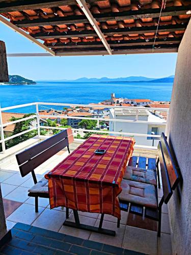 Igrane House | Apartments Manuela