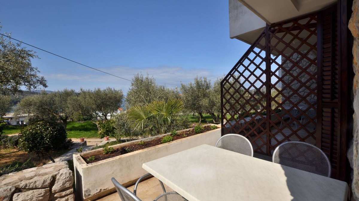 Cres Apartment | Apartments Marija (67811-A1) - Cres - island Cres