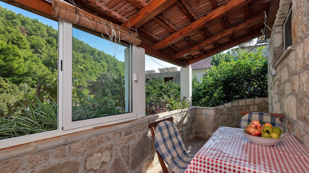 Bogomolje Apartment | Apartments Robinzon Milivoj (58971-A4) - Bogomolje