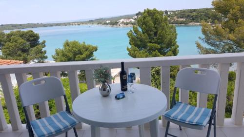 Loviste Apartment | Apartments San