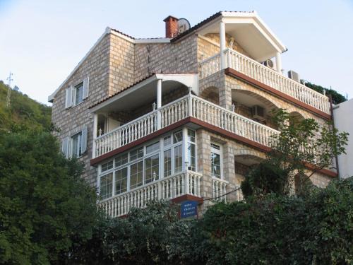 Sveti Stefan Apartment | Apartments Sana