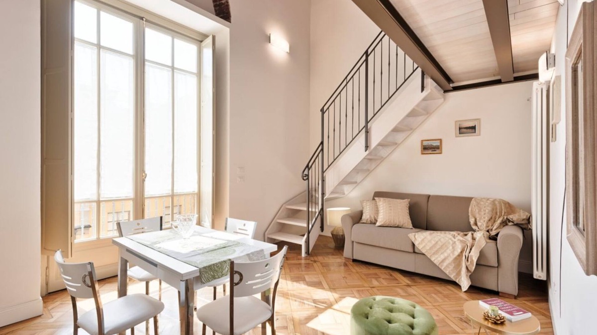 Historic Centre Apartment | Apartments To Art Frejus