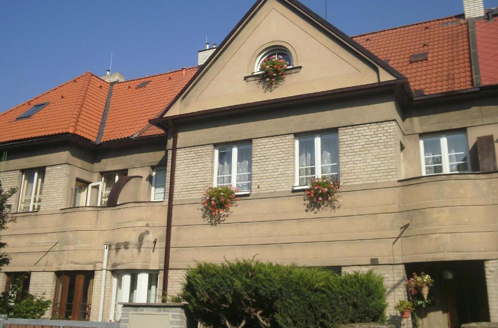 Brevnov Apartment | apartricanova