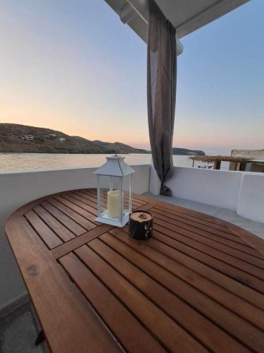 Panormos House | Apomero Apartment in Rochari Panormos