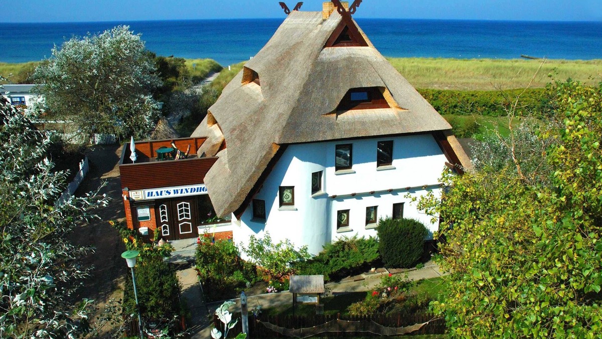 Dierhagen Ost Apartment | App. 3 cabin Windhook Bootsmann - Hotel Haus Windhook (right on the Baltic Sea)