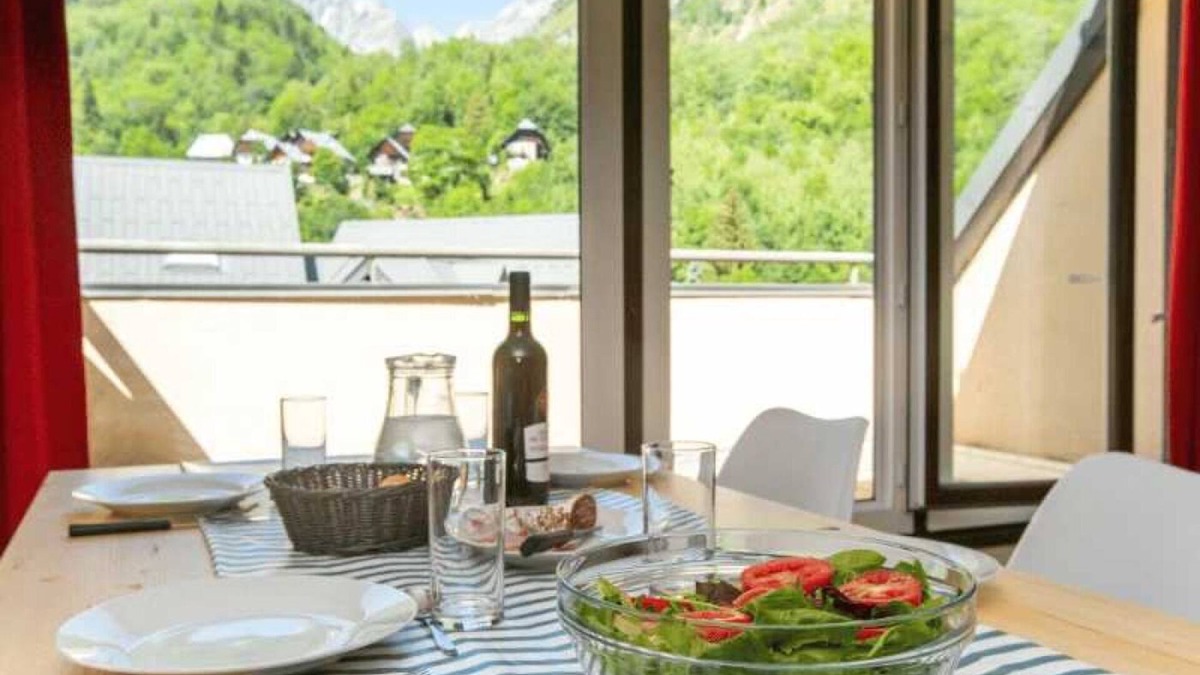 Saint-Colomban-des-Villards Apartment | Appartement 3 étoiles - ccbbdha