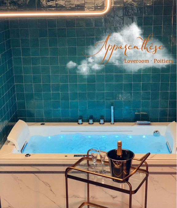 Poitiers Apartment | Apparenthèse Love Room Jacuzzi Sauna