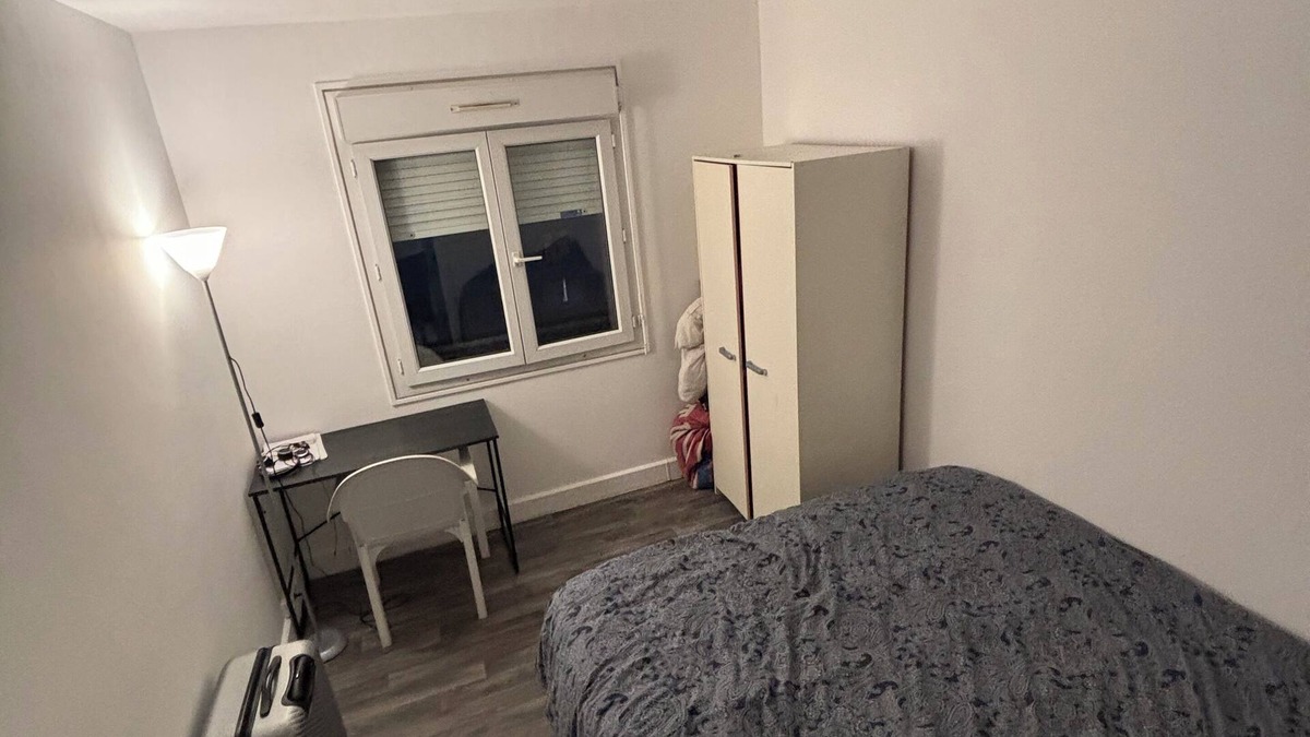 Marat - Parmentier Apartment | Apparently F4 80m square 10 min from Paris (metro 7)