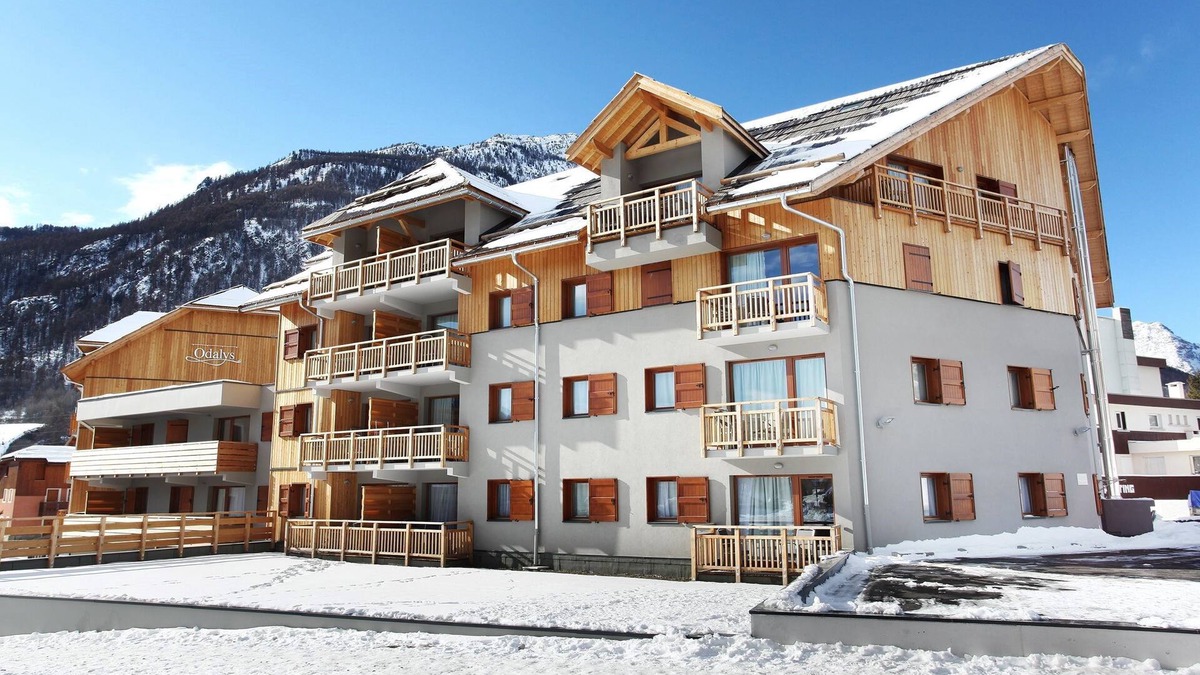 La Salle-les-Alpes Condo | Appart de Montagne Cosy | Service de Navette !