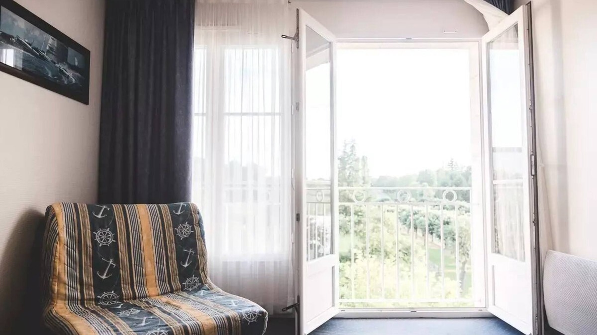 La Roche-Posay Apartment | Appart'Hotel La Roche-Posay - 3 Room Apartment 6 People