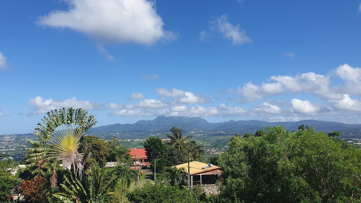 Le Lamentin Apartment | Appart Moderne Avec vue Mer & Pitons