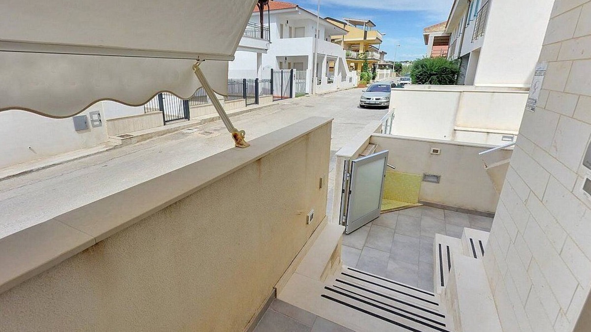 Punta Secca House | Appartamento Odisseo D: A cozy apartment situated at a few steps from a sandy beach, with Free WI-FI.