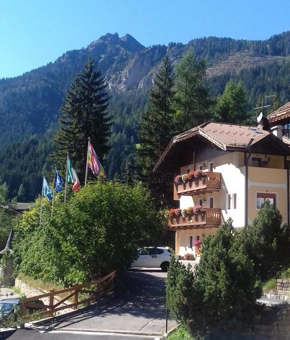 Campitello di Fassa Apartment | Appartamenti Riz Claudio