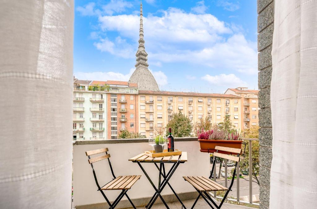 Vanchiglia Apartment | Appartamenti Vista Mole, Centro a 15 min - Luxury Suites & fast WiFi