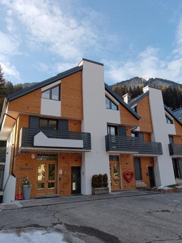 Fontanazzo Apartment | Appartamento 2 Residenza RODODENDRO