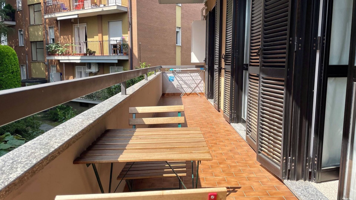 Arona Apartment | APPARTAMENTO A 900 METRI DAL LAGO MAGGIORE