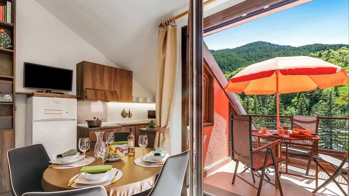 Cesana Torinese Apartment | Appartamento Alpine Inspiration, Cesana Torinese, Italy