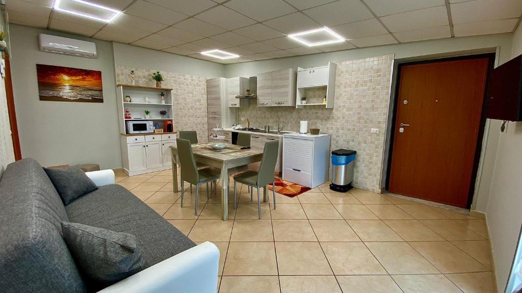 Frattaminore Apartment | Appartamento Casa Crispino Mansarda n3 per 3 persone