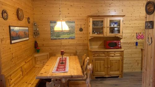 Quartiere XXIV Don Bosco Apartment | Appartamento Stella Alpina con sauna piscina palestra e posto auto