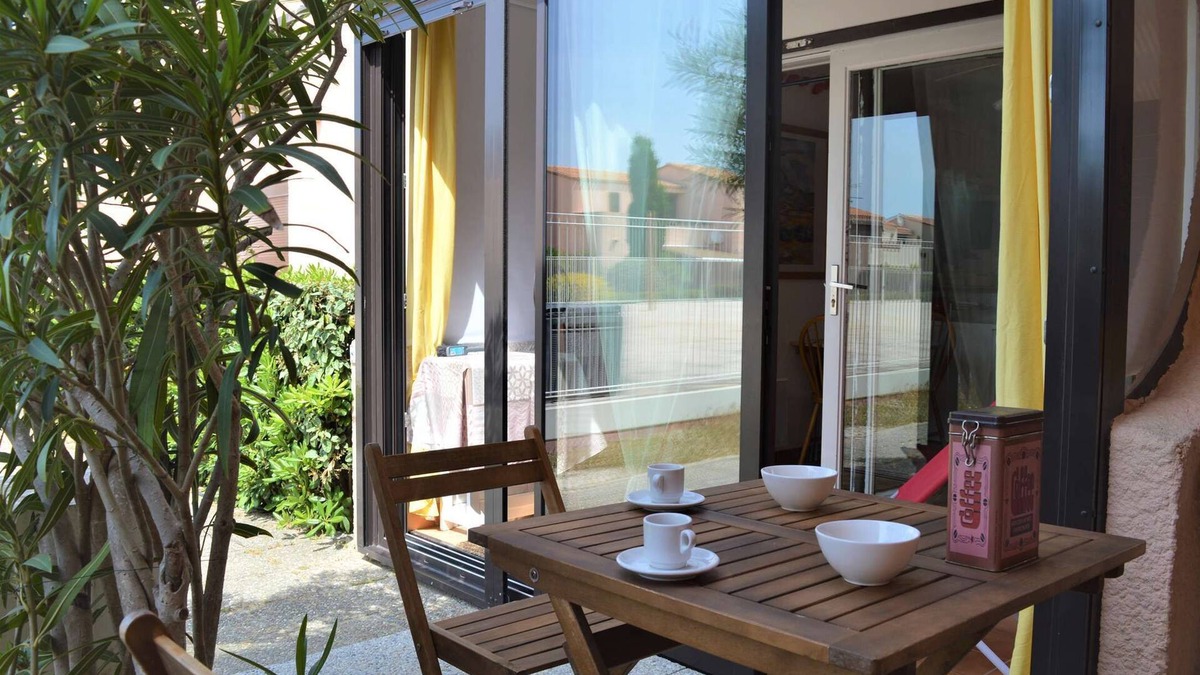 Leucate Apartment | Appartement Studio 2 couchages PORT LEUCATE NATURISME