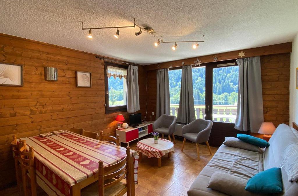La Chapelle-d'Abondance Apartment | Appartement cosy au cœur du village avec Multi Pass et balcon sud - FR-1-692-23