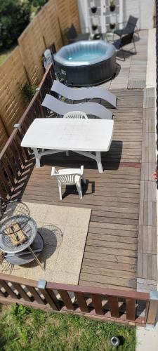 Le Boulou House | Appartement-1- prive, terrasse, parking et jardin