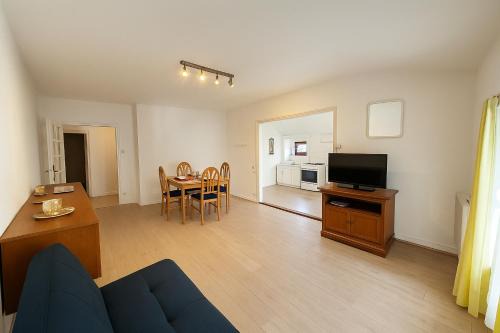 Lavelanet Apartment | Appartement 2 chambres avec baignoire Lavelanet